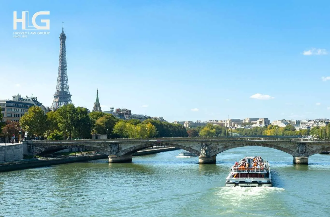 Vẻ đẹp yên bình tại sông Seine ở Pháp