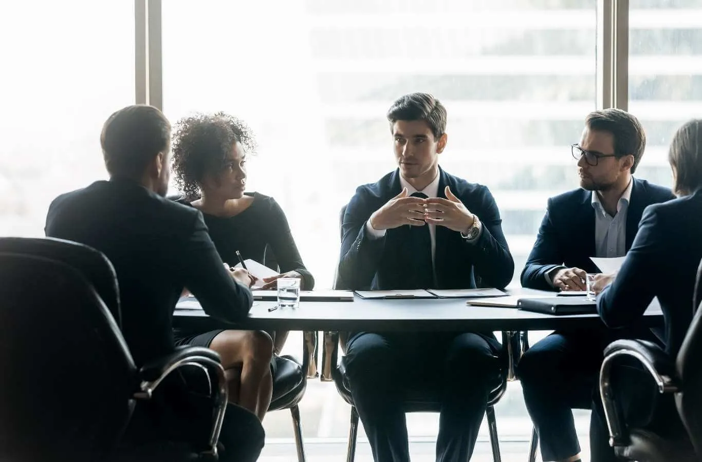 Cấp quản lý và điều hành