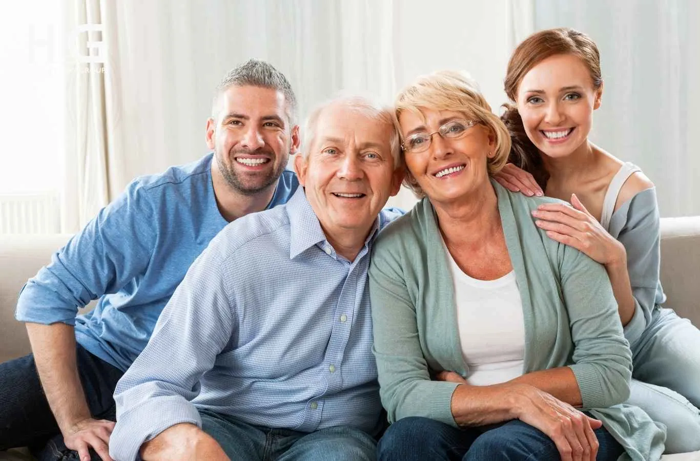 Thẻ xanh Mỹ không thể bảo lãnh cha mẹ và con cái đã kết hôn 