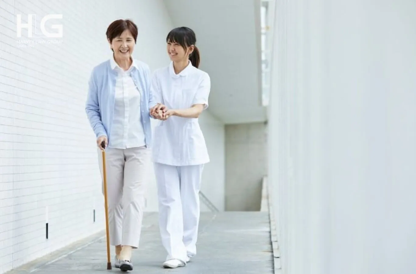 Nhóm ngành chăm sóc sức khỏe và trợ giúp xã hội